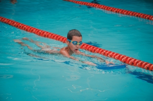 Чемпионат по плаванию среди детей